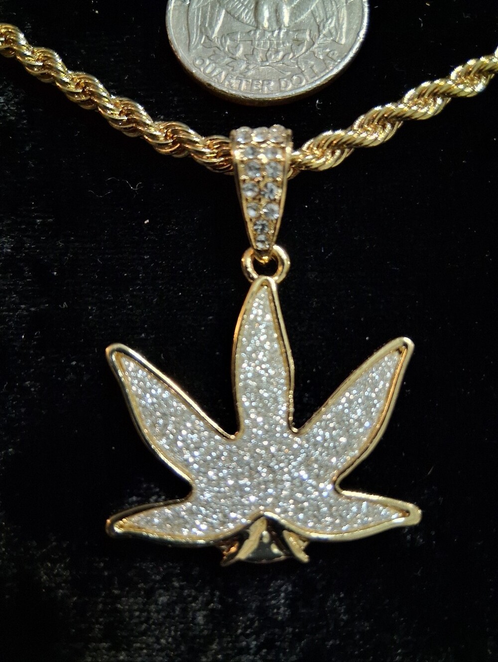 Gold-Tone Sparkling Leaf Pendant Necklace - White Crystal !